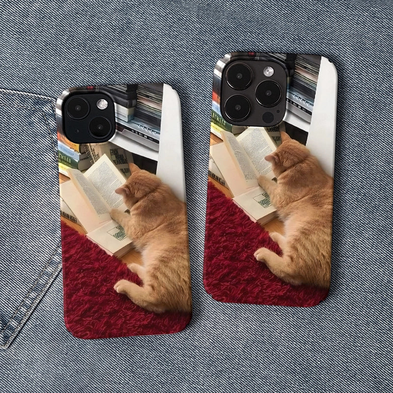 아늑한 고양이 독서용 폰 케이스 2025 – 사랑스러운 고양이 & 독서 애호가 디자인