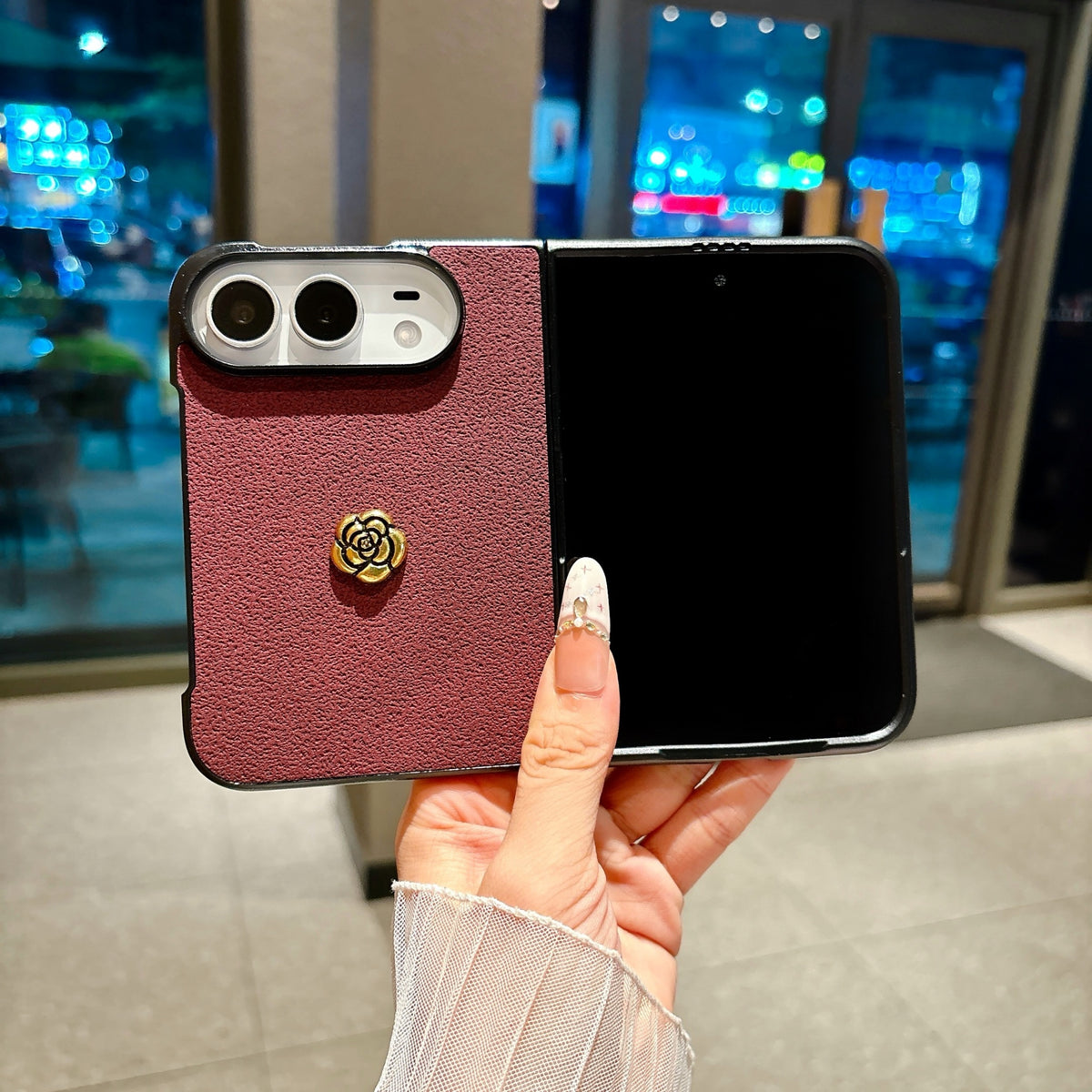 Camellia Textured iPhone Duo Case - Original product photo 7