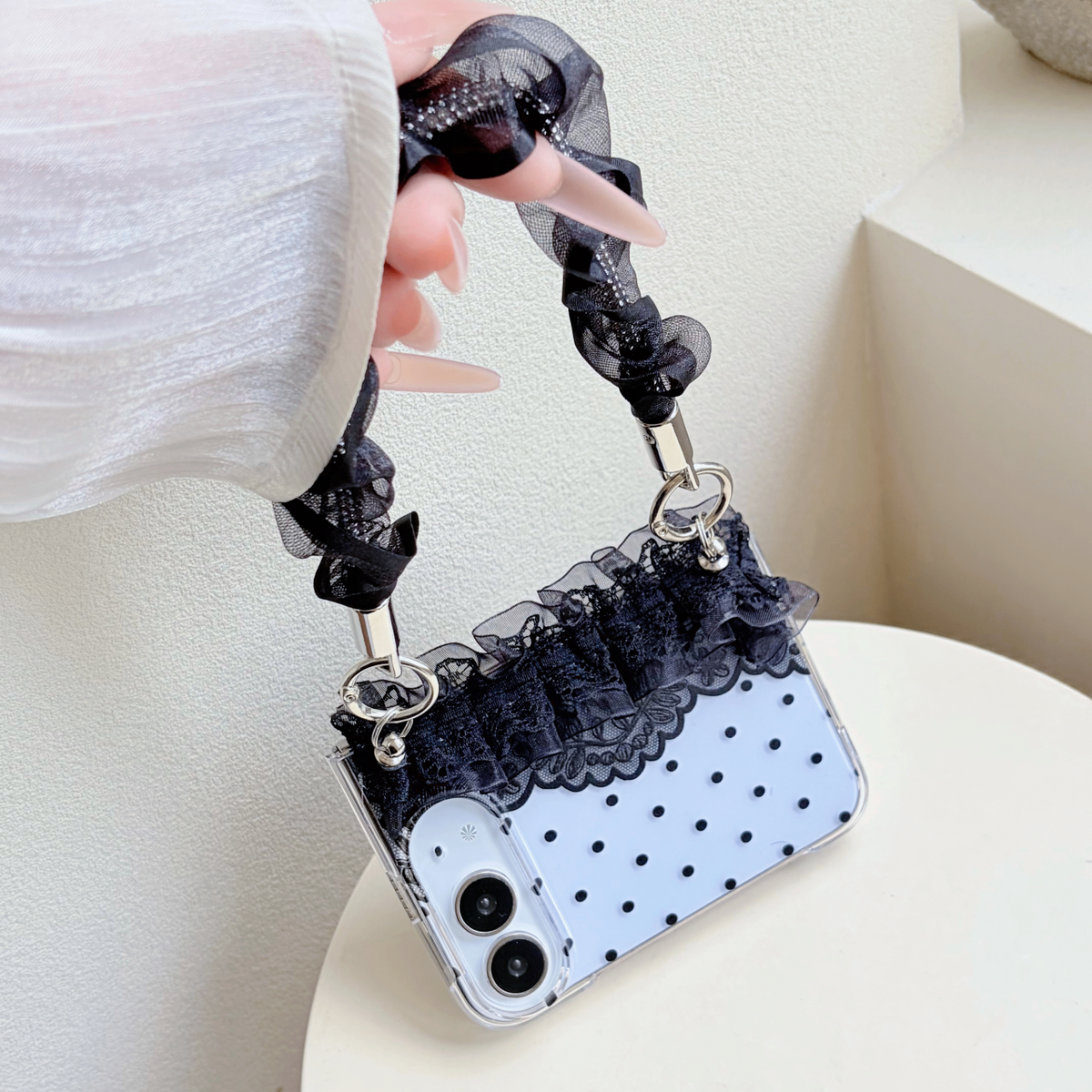 caseease lace polka dot iPhone Duo case - Black, product photo