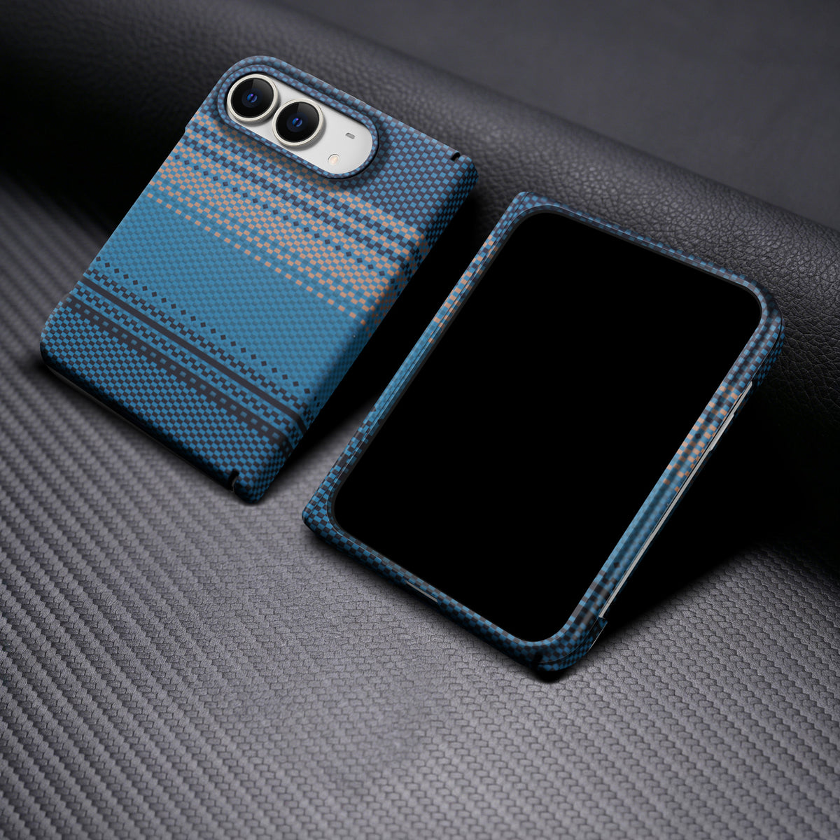 caseease carbon-texture iPhone Duo case with frame - Blue, product photo