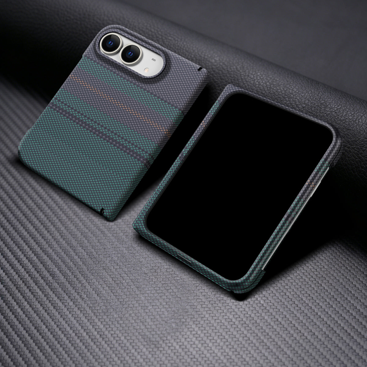 caseease carbon-texture iPhone Duo case with frame - Green, product photo