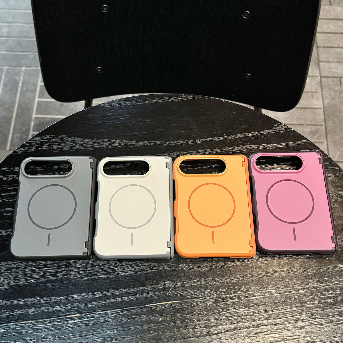 caseease Color Shield contrast-frame iPhone Duo case, product photo