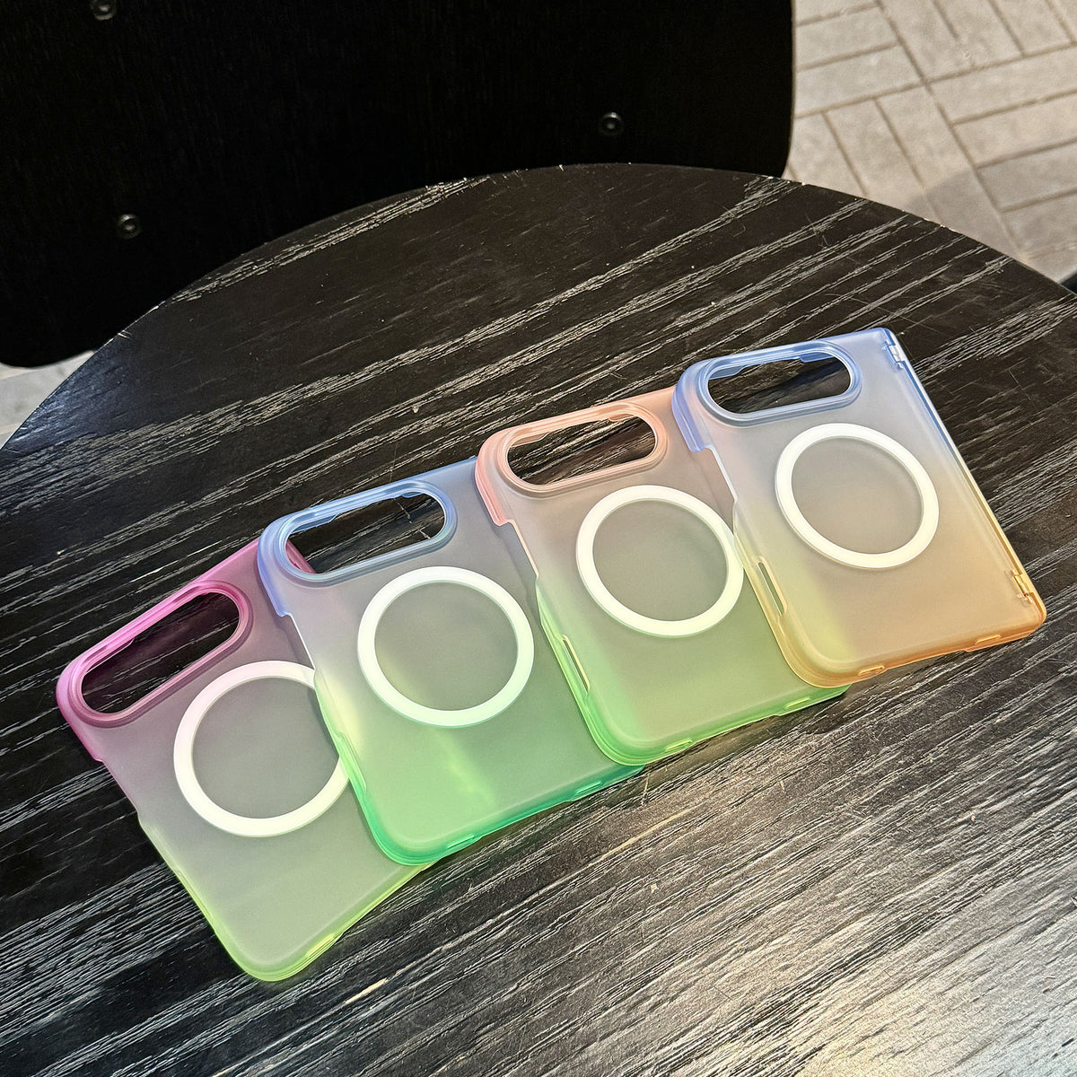 caseease vivid two-tone gradient iPhone Duo case, product photo