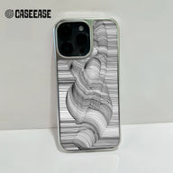 Funda holográfica cromada para iPhone 15 Pro - Diseño artístico de líneas negras