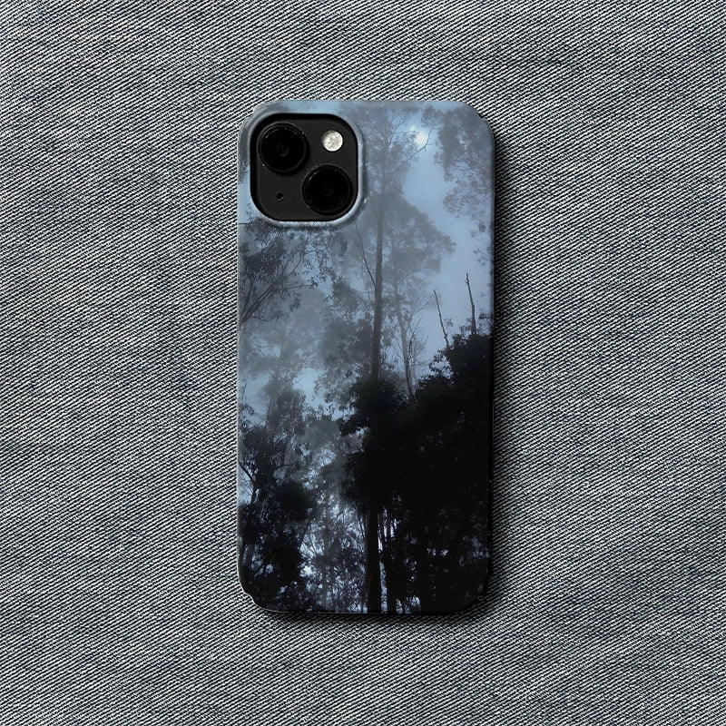 Misty Forest Phone Case – Captivating Nature Silhouette
