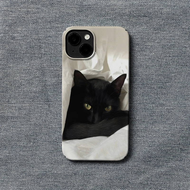Mystic Black Cat Phone Case 2025 – Elegance in Shadow