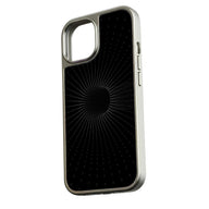 iPhone 15 Pro용 홀로그램 크롬 폰 케이스 - 블랙 스파이럴 디자인