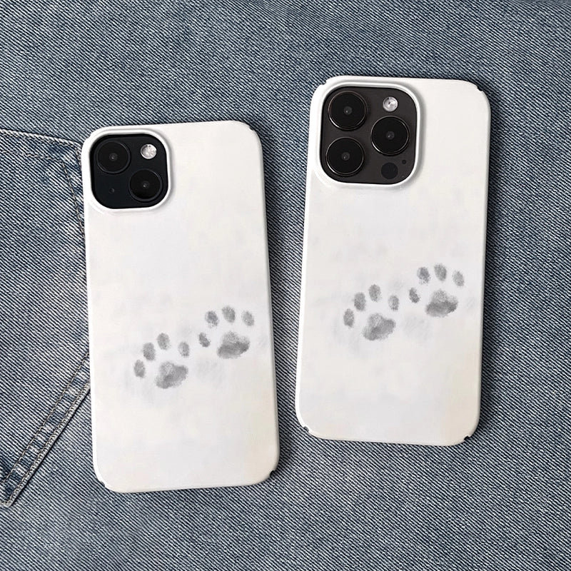 Minimalist Paw Print Phone Case – Subtle and Sentimental Design