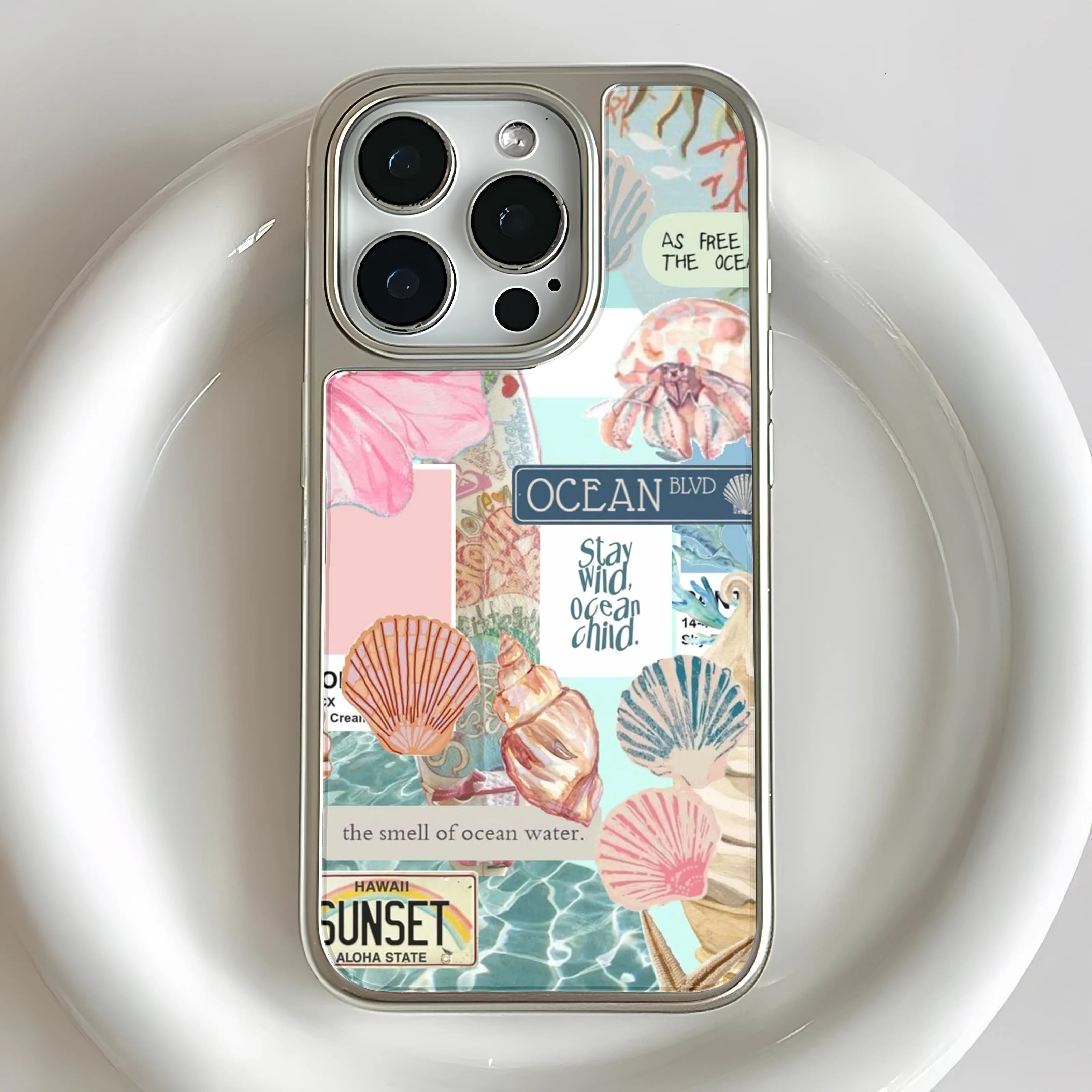 Ocean Themed Phone Case - Vibrant Coastal Design & Protection
