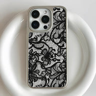 Funda para teléfono con encaje cromado holográfico - Elegante diseño floral negro
