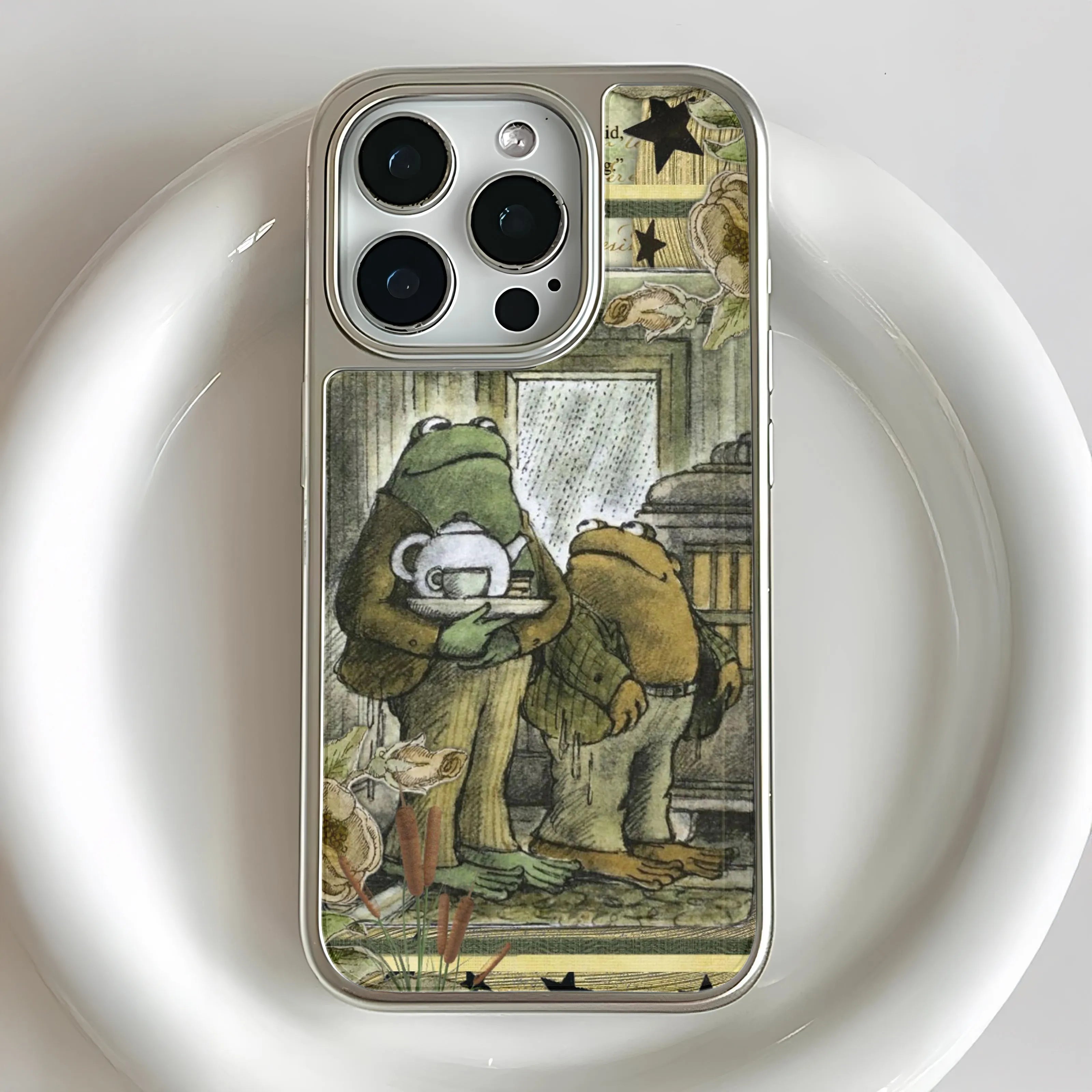 Holographic Chrome Frog Design Phone Case - Vintage Illustration