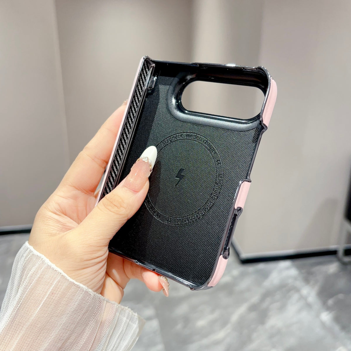 Pearlescent Metal-Edge iPhone Duo Case - Original product photo 11