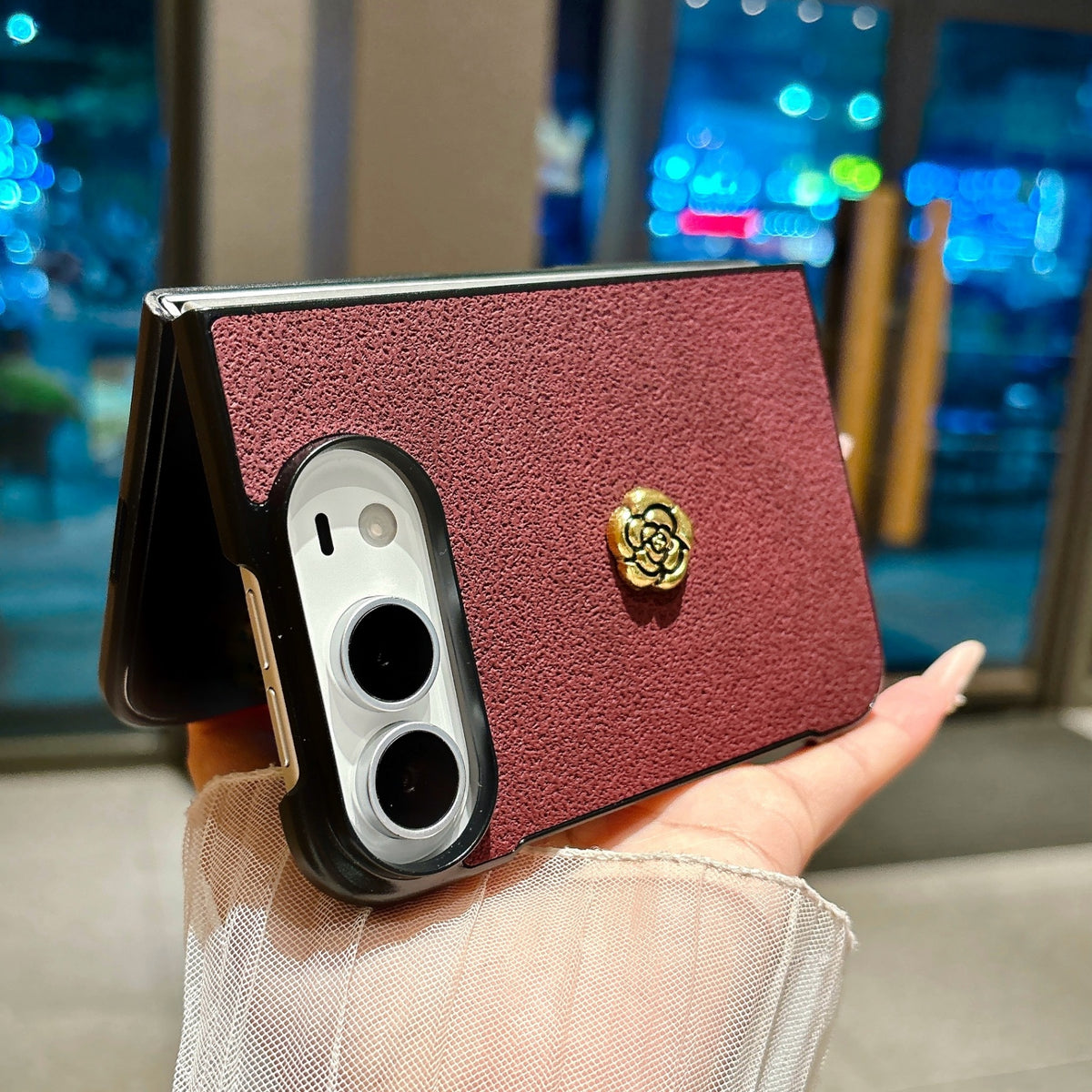 Camellia Textured iPhone Duo Case - Original product photo 6