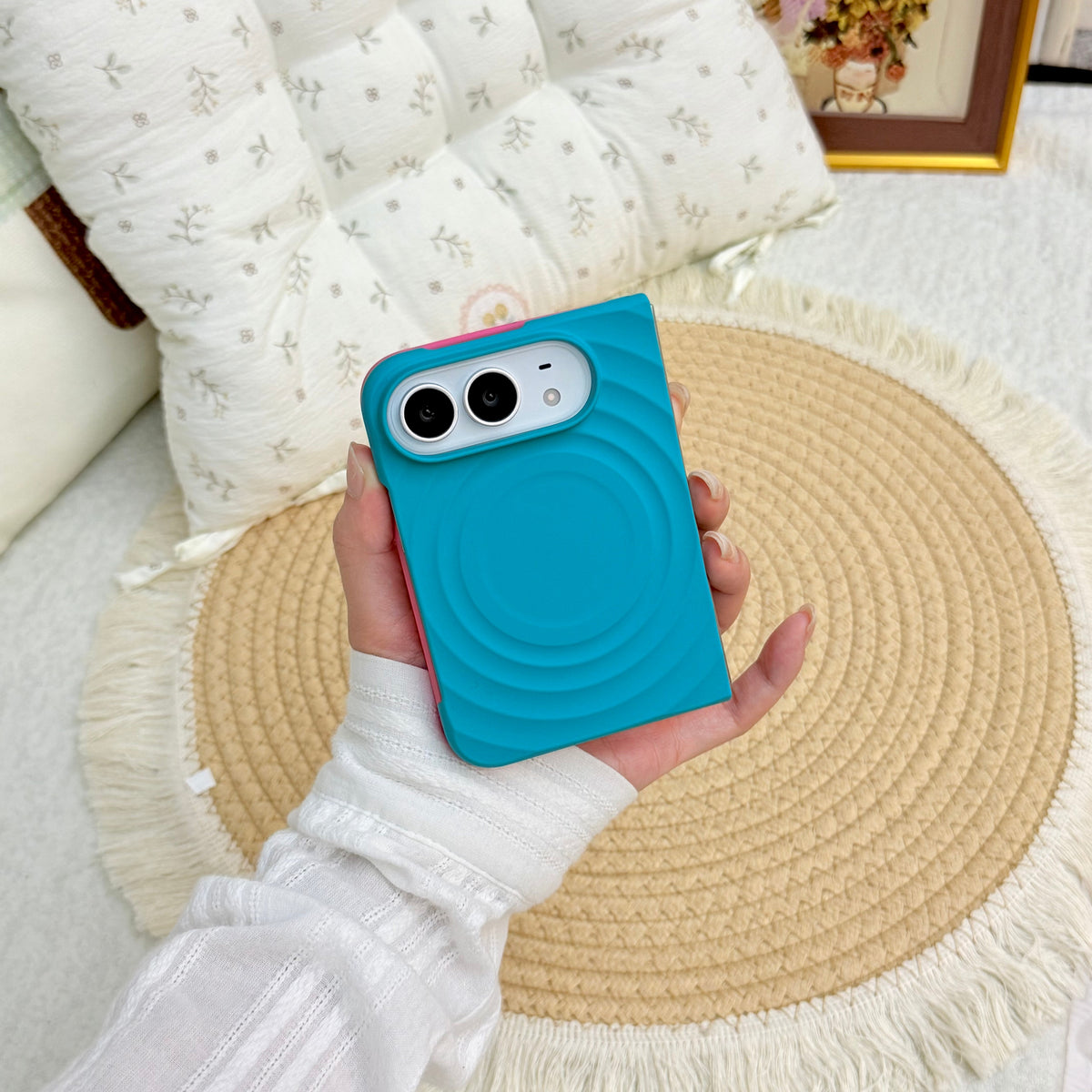 Ripple iPhone Duo Case with Optional Stand - Original product photo 9