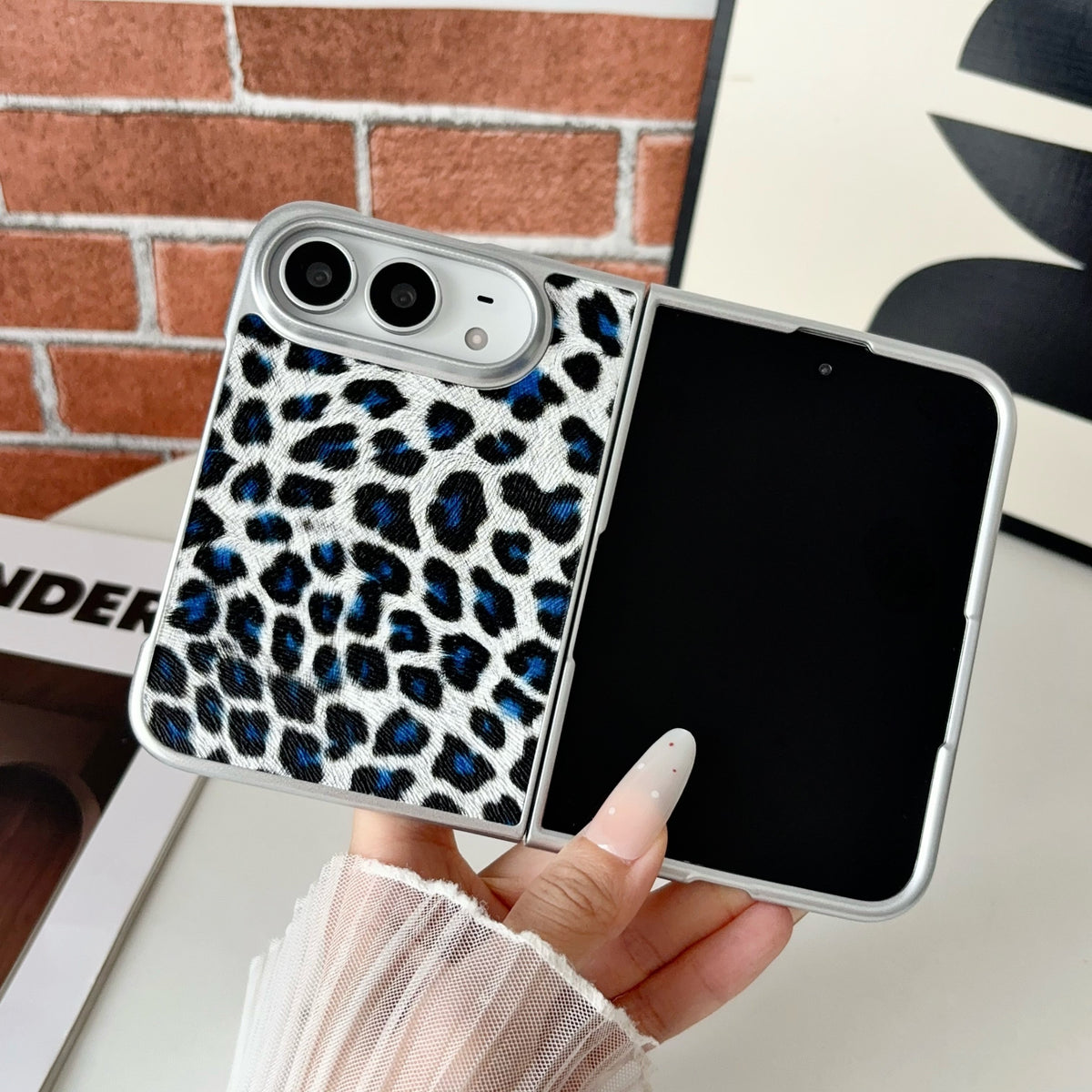 caseease leopard print iPhone Duo case, product photo
