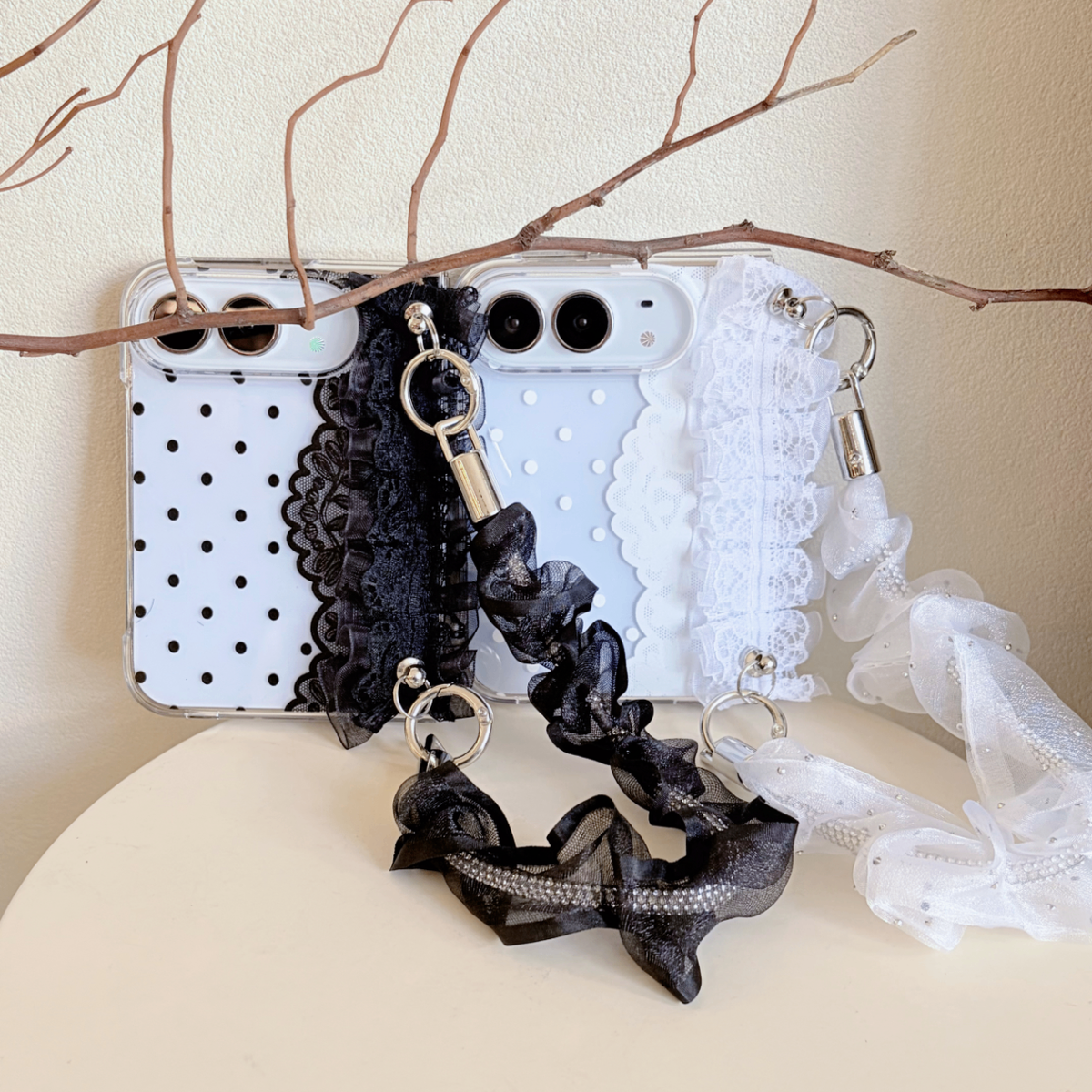 caseease lace polka dot iPhone Duo case, product photo