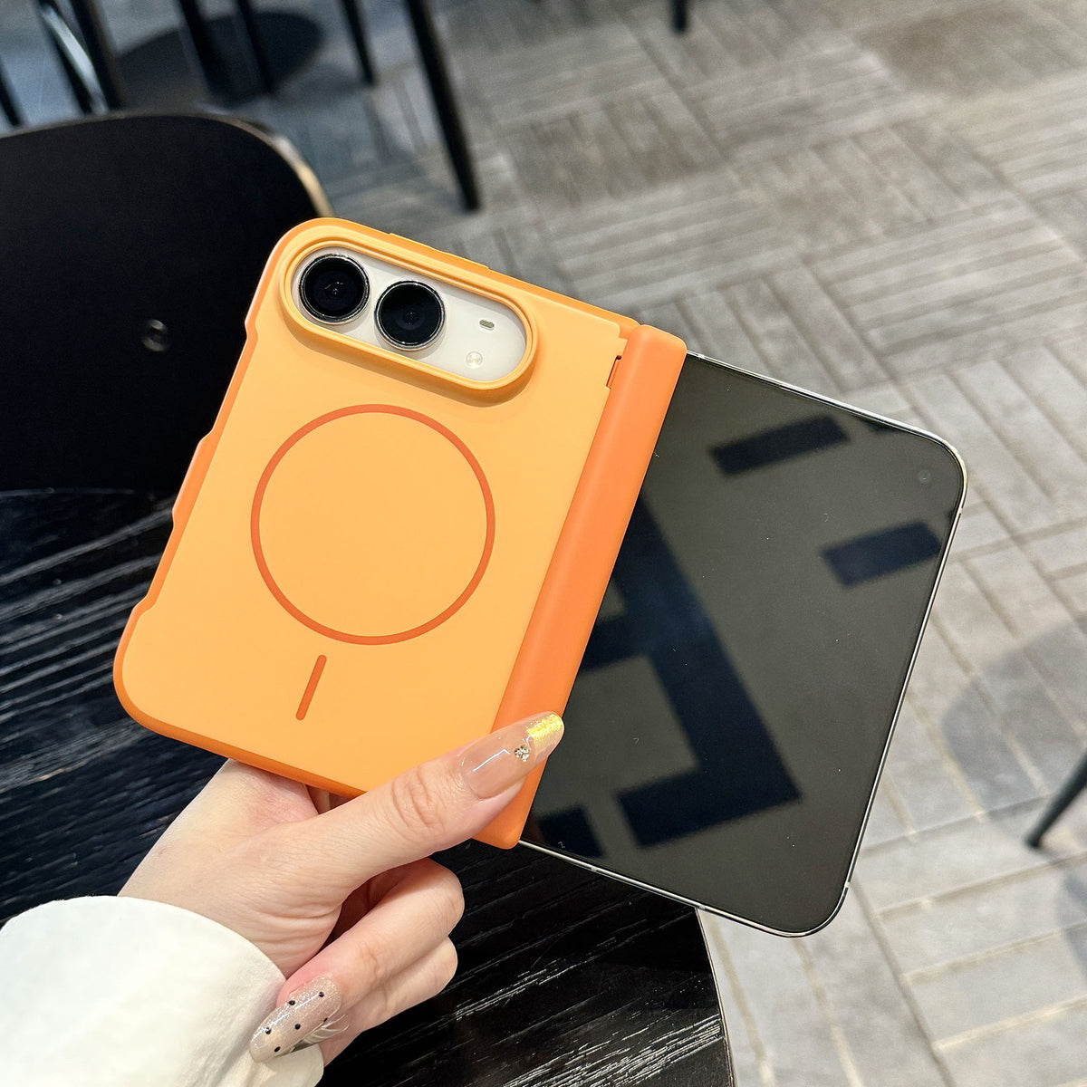 caseease Color Shield contrast-frame iPhone Duo case, product photo